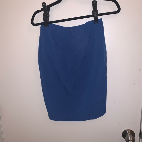 🍊3/$40 - Form-fitting Color block pencil skirt - Picture 7 of 7